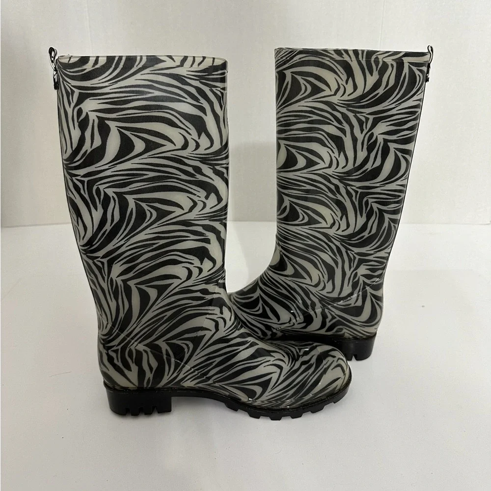 Capelli New York Zebra Print Rain Boots Black White Women’s Size 7 US Waterproof